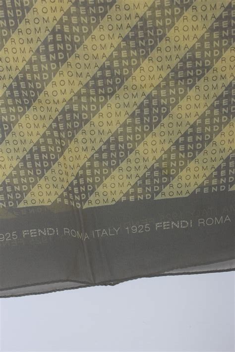 foulard fendi ebay|Altro.